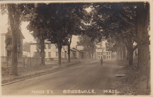 old-photos_Briggsville-earlydays-1900s_2018-11-15_220533.jpg - Thumb Gallery Image of Old Photos